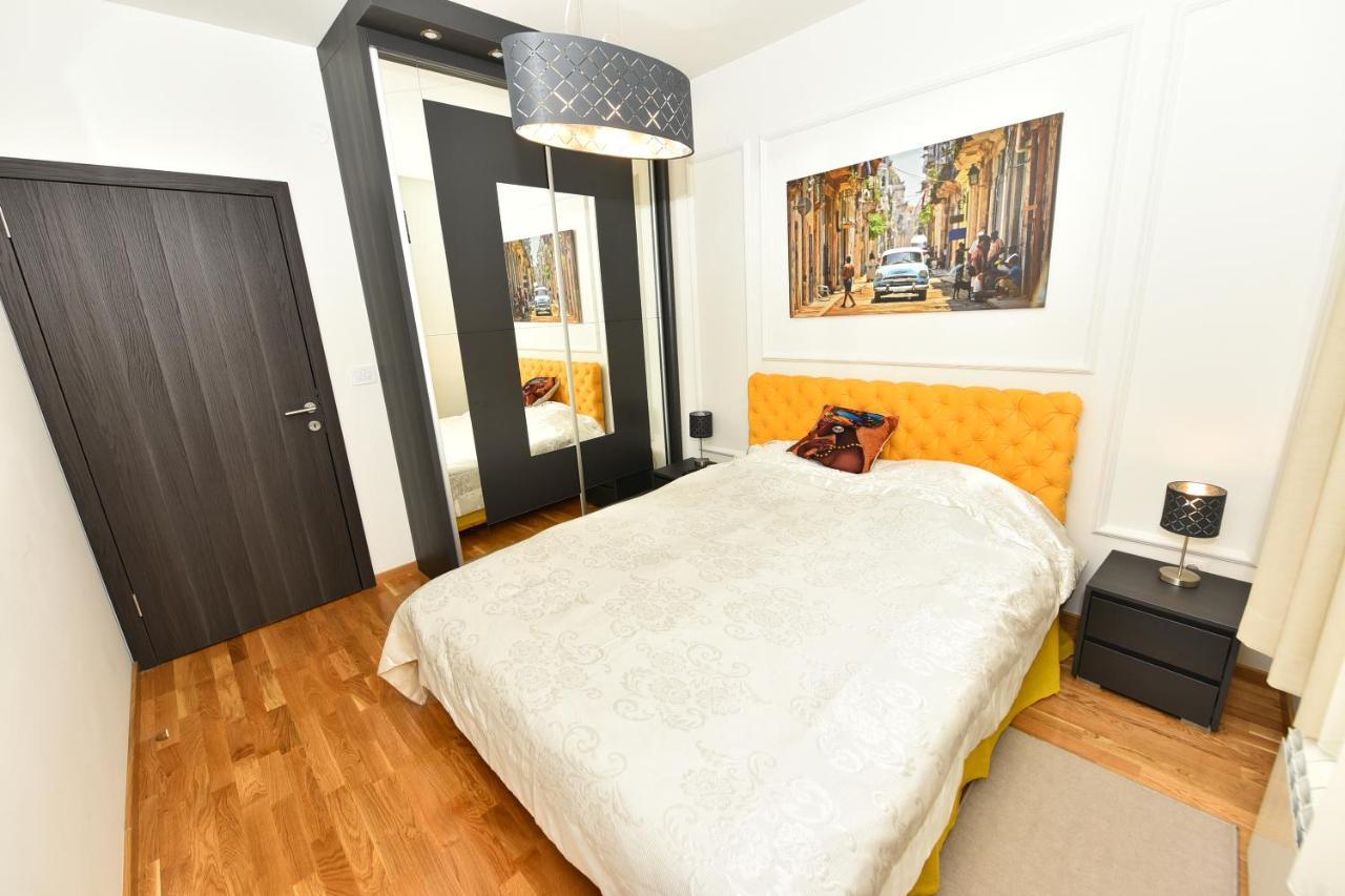 Grand Lux Apartman Čačak Buitenkant foto
