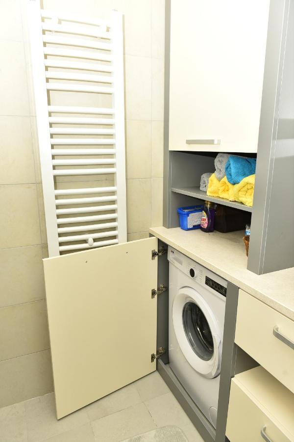 Grand Lux Apartman Čačak Buitenkant foto