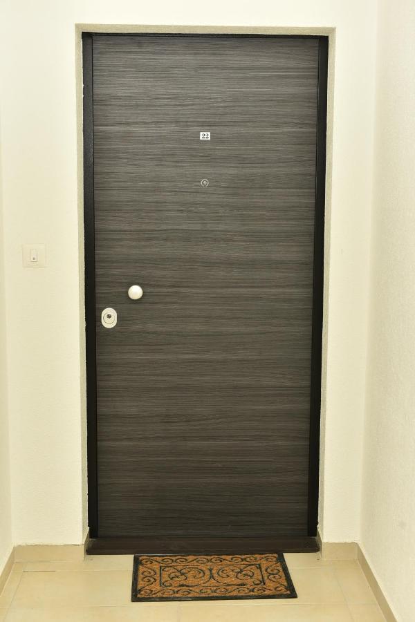 Grand Lux Apartman Čačak Buitenkant foto